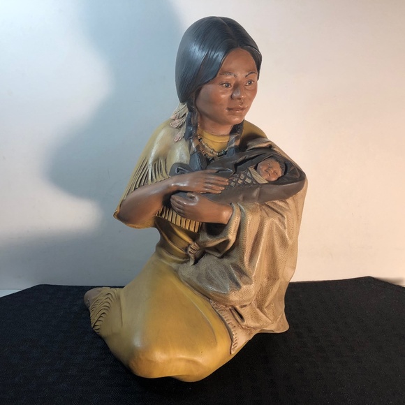 Vtg Byron Molds 10” 1979 Native American Woman & Infant Baby Figurine - Picture 1 of 16